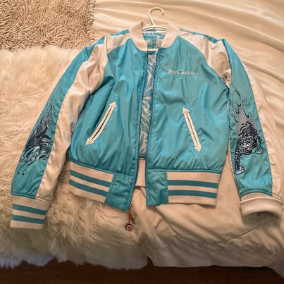 Pepe Jeans London Satin Bomber Jacket - Embroidered Dragon and Tiger - Size M - $10 - Amherstburg
